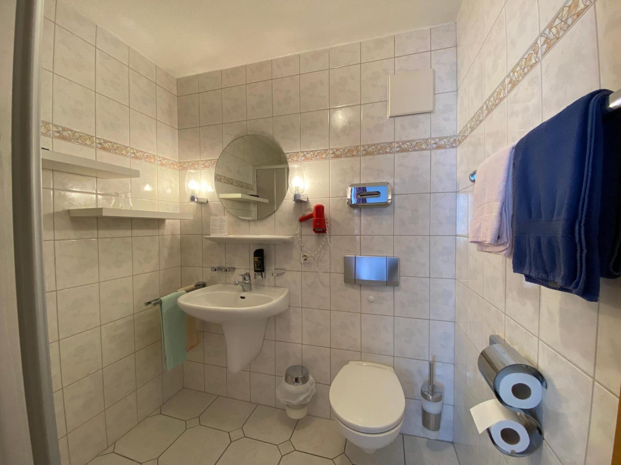 Hotel-Restaurant Zum Loewen Jestetten Zewnętrze zdjęcie